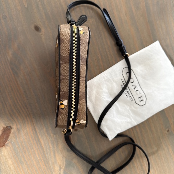 Coach Bag - Picture 4 of 5